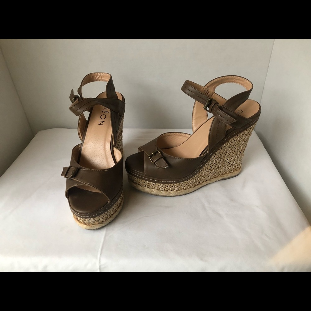 Wedges - Picture 3 of 5